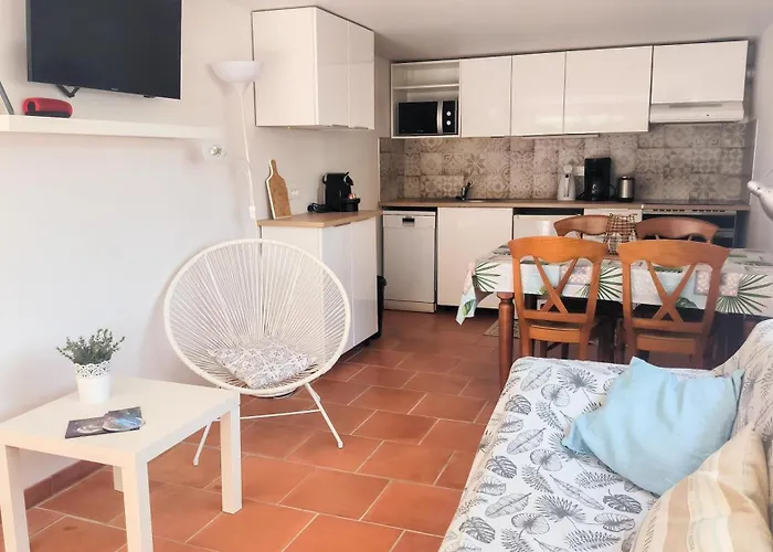 L'olivier - T2 Proche Saint-raphael Apartment *